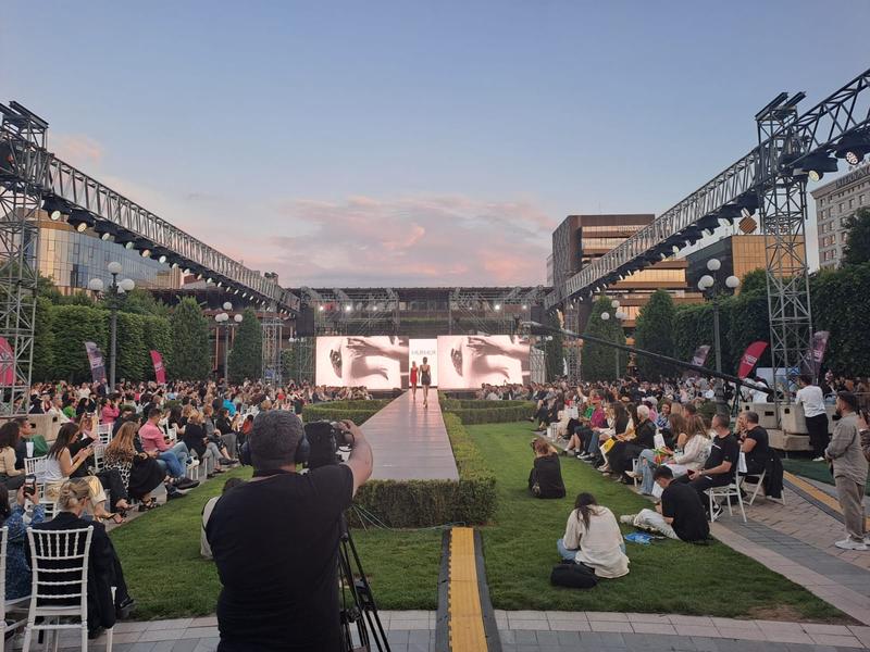 Romanian Fashion Week , Foto: Romanian Fashion Week