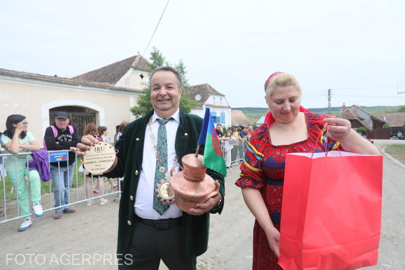 Autointitulatul rege internațional al romilor, Dorin Cioabă, Foto: AGERPRES