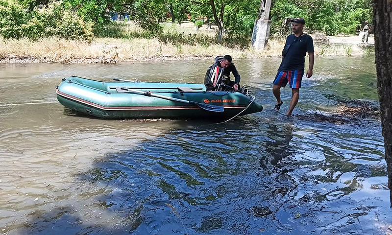 Evacuari in Herson din cauza inundatiilor dupa aruncarea in aer a barajului Nova Kakhova, Foto: State Emergency Service of Ukrai / INSTAR Images / Profimedia