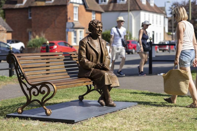 Statuia Agathei Christie din Wallingford, Foto: David Hartley / Shutterstock Editorial / Profimedia