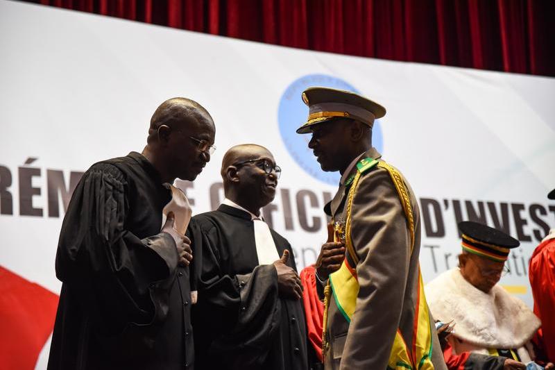 Colonelul Assimi Goita la depunerea juramantului de presedinte in 2021, Foto: Nicolas Remene / Zuma Press / Profimedia