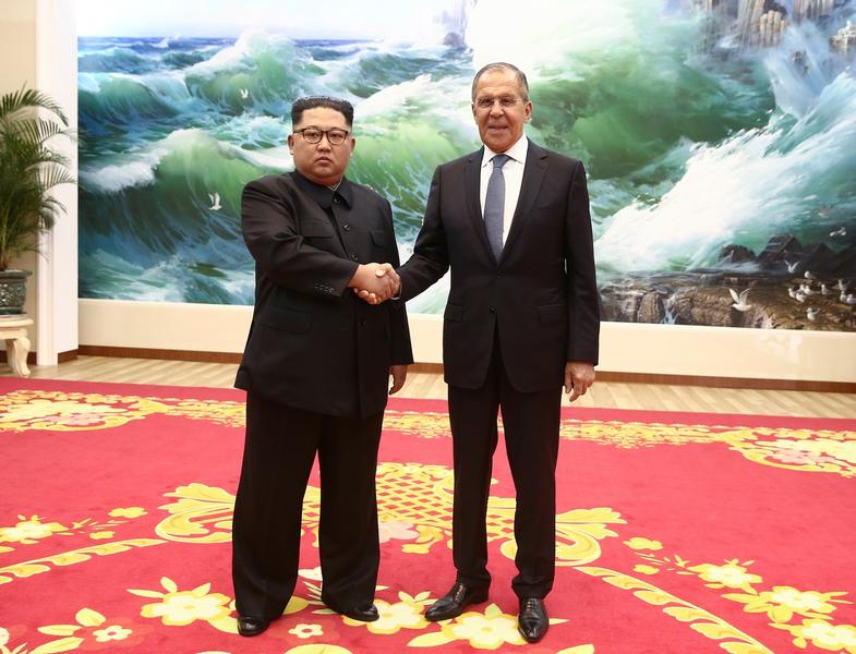 Kim Jong Un si Serghei Lavrov, Foto: Valery Sharifulin / AP / Profimedia