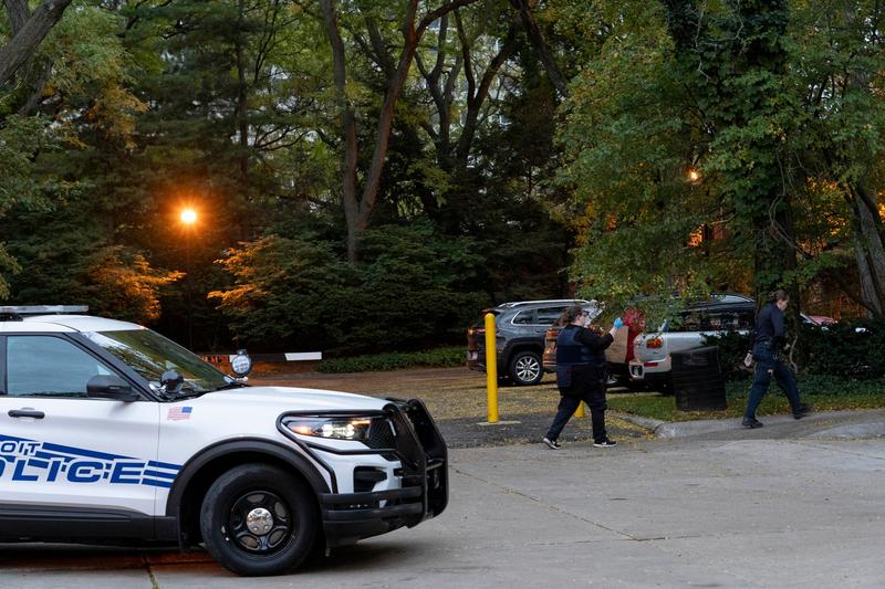 Politia din Detroit in parcul in care a fost gasita victima, Foto: Sarah RICE / AFP / Profimedia