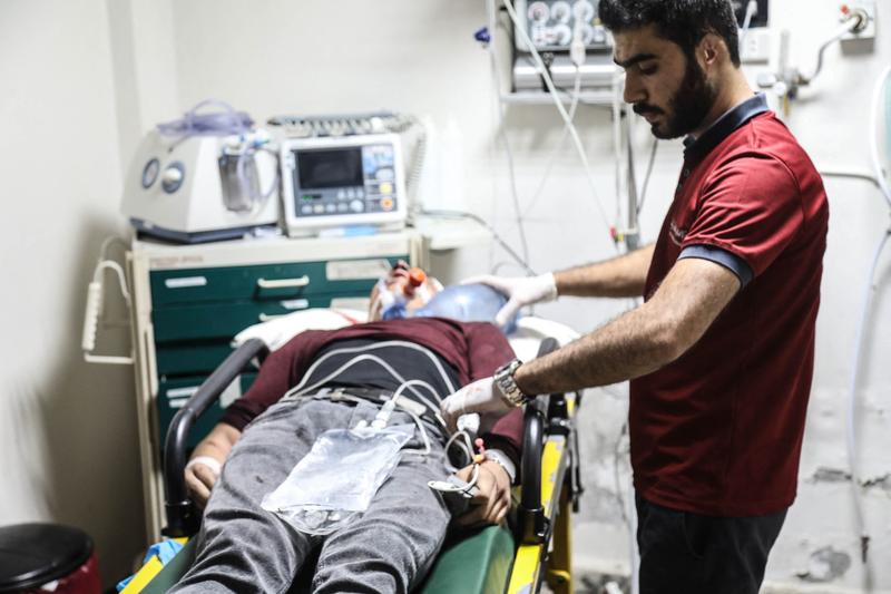 Ranitii in urma atacuului sunt dusi la spital, Foto: Izettin Kasim / AFP / Profimedia