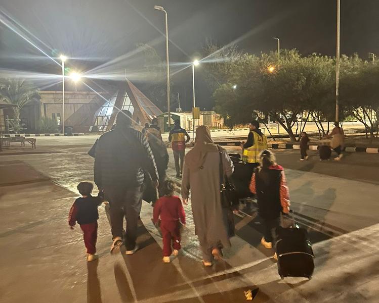Cetățeni români și membri de familie, evacuați din Fâșia Gaza, Foto: MAE