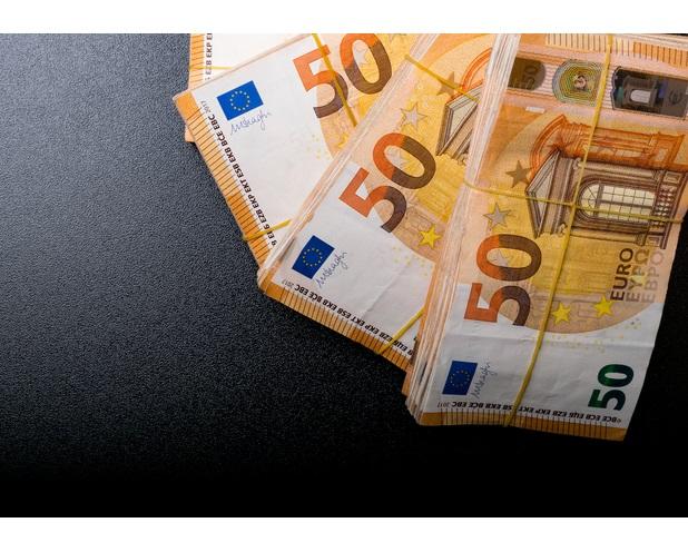 bani-euro, Foto: Dreamstime