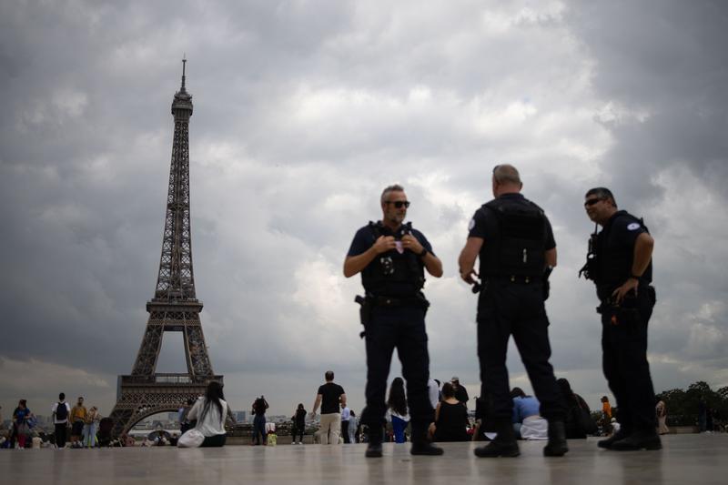 Politia franceza, Foto: Tom Nicholson / Shutterstock Editorial / Profimedia Images