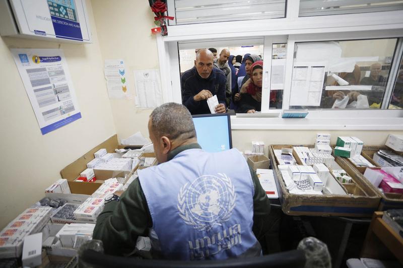 Centru al Agenţiei ONU pentru refugiaţi palestinieni (UNRWA) ce distribuie medicamente celor din Fâșia Gaza, Foto: AA/ABACA / Abaca Press / Profimedia