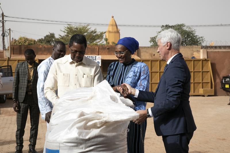 Burkina Faso primeşte o donaţie de grâu de la Rusia, Foto: FANNY NOARO-KABRÉ / AFP / Profimedia