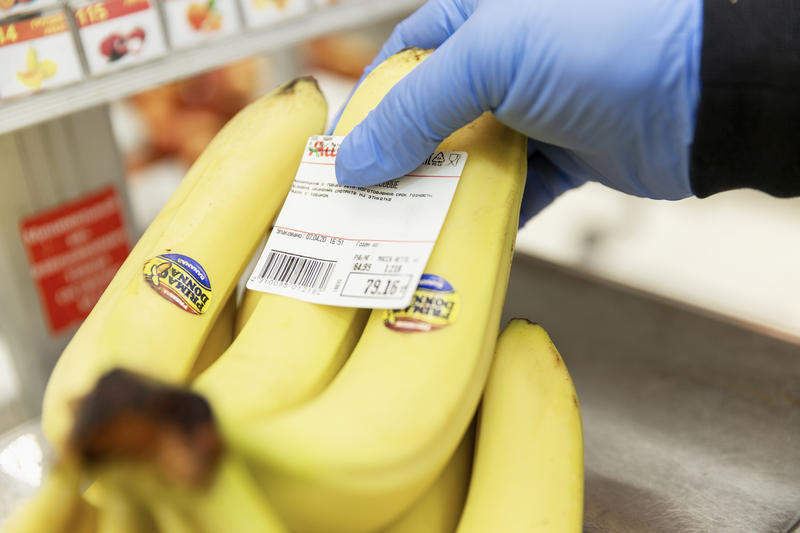 Banane din Ecuador vândute într-un supermarket din Rusia, Foto: Anna Demidova | Dreamstime.com