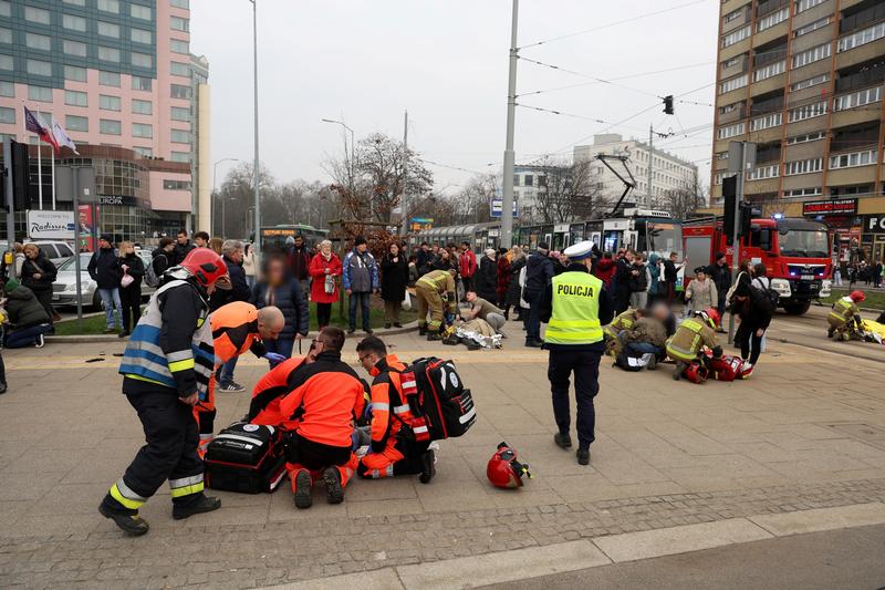 zeci de persoane ranite in Szczecin dupa ce un barbat a intrat cu masina in pietoni, Foto: Marcin Bielecki / PAP / Profimedia