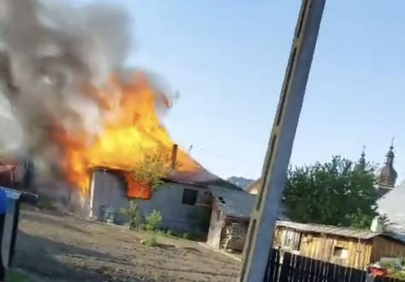 Incendiu Mănăstirea Văratec, Foto: Captura Facebook