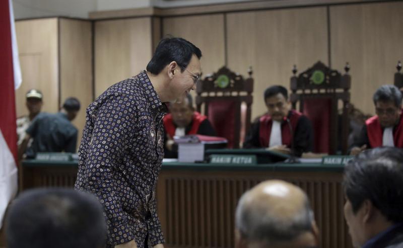 Basuki Tjahaja Purnama (FOTO), guvernatorul crestin al Jakartei, a fost condamnat in 2017, Foto: Bagus Indahono / Associated Press / Profimedia Images