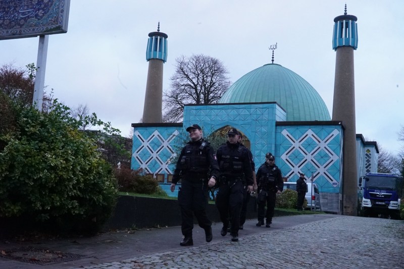 Berlinul interzice o importantă asociație musulmană pe motiv că urmărea să provoace o revoluție islamică în Germania