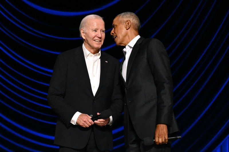 Barack Obama crede că Biden ar trebui să-și reconsidere candidatura – Washington Post