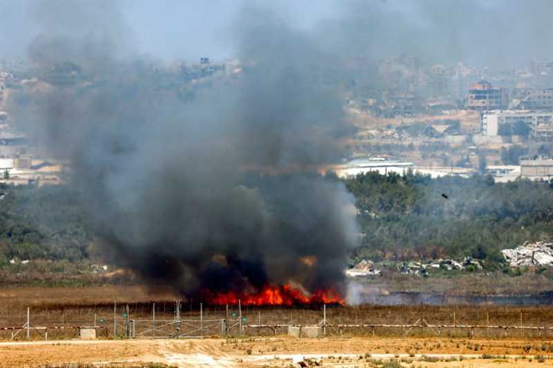 Bombardamente israeliene asupra sudului Gazei. Mii de palestinieni au fost nevoiți să-și părăsească locuințele
