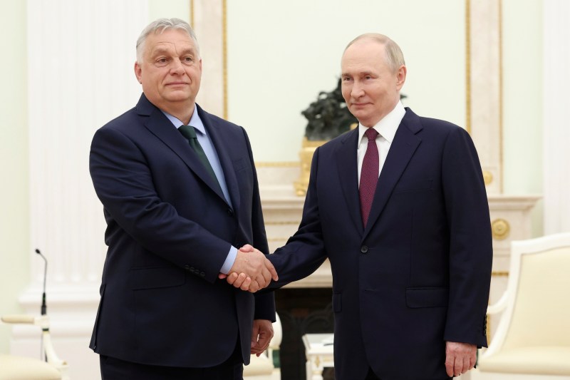 Premierul Ungariei, Viktor Orban, si presedintele rus Vladimir Putin, in timpul unei vizite la Moscova pe 5 iulie 2024/ Valeriy Sharifulin / AP / Profimedia