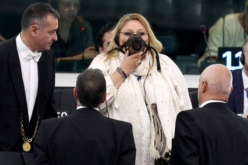 Diana Sosoaca in Parlamentul European / FOTO: FREDERICK FLORIN / AFP / Profimedia