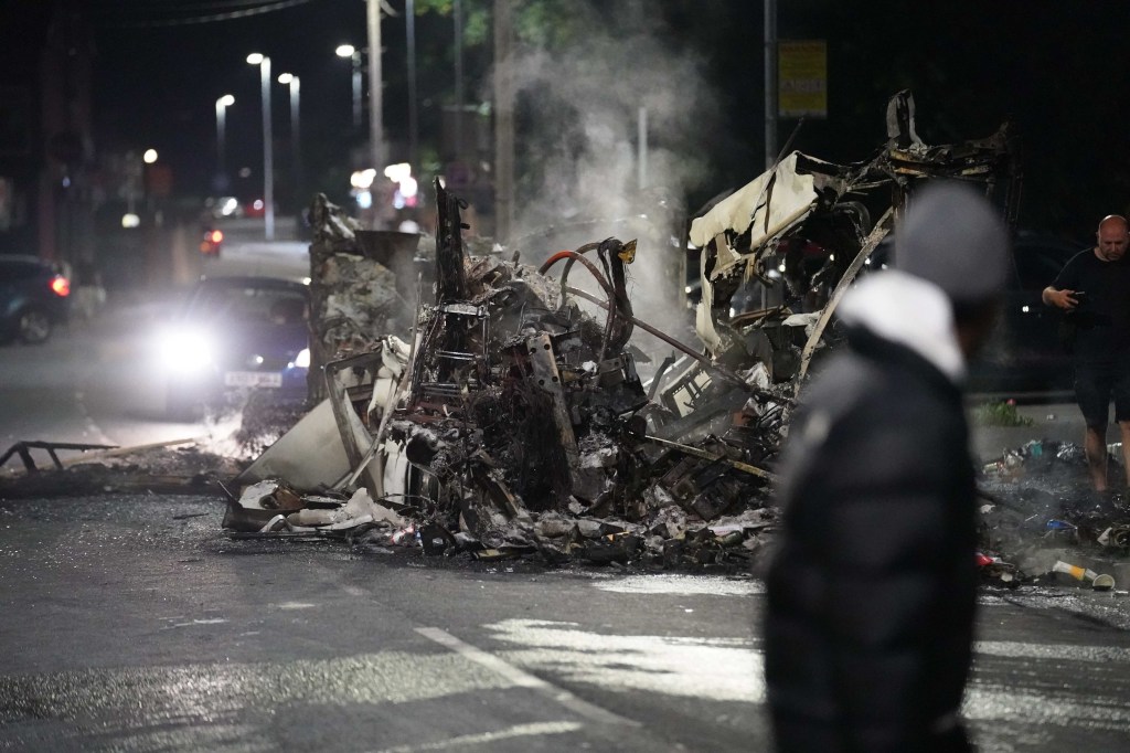 Urmarile revoltei din Leeds, unde preluarea de către statul britanic a copiilor unei familii de români a dus la violențe / FOTO TERRY BLACKBURN / BACKGRID / Backgrid UK / Profimedia