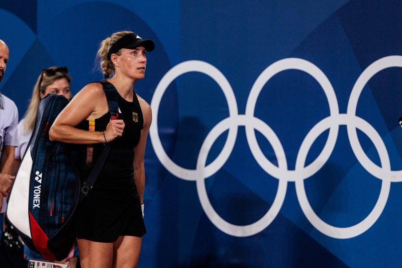 Jocurile Olimpice, tenis: Angelique Kerber își încheie cariera, după ce a fost învinsă în sferturi de Qinwen Zheng / Cine s-a mai calificat în semifinale