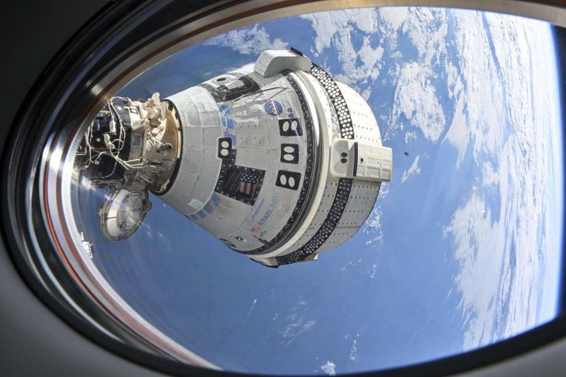 Astronauții care au ajuns cu capsula Boeing Starliner la Stația Spațială Internațională ar putea reveni pe Terra abia în februarie 2025, cu ajutorul SpaceX