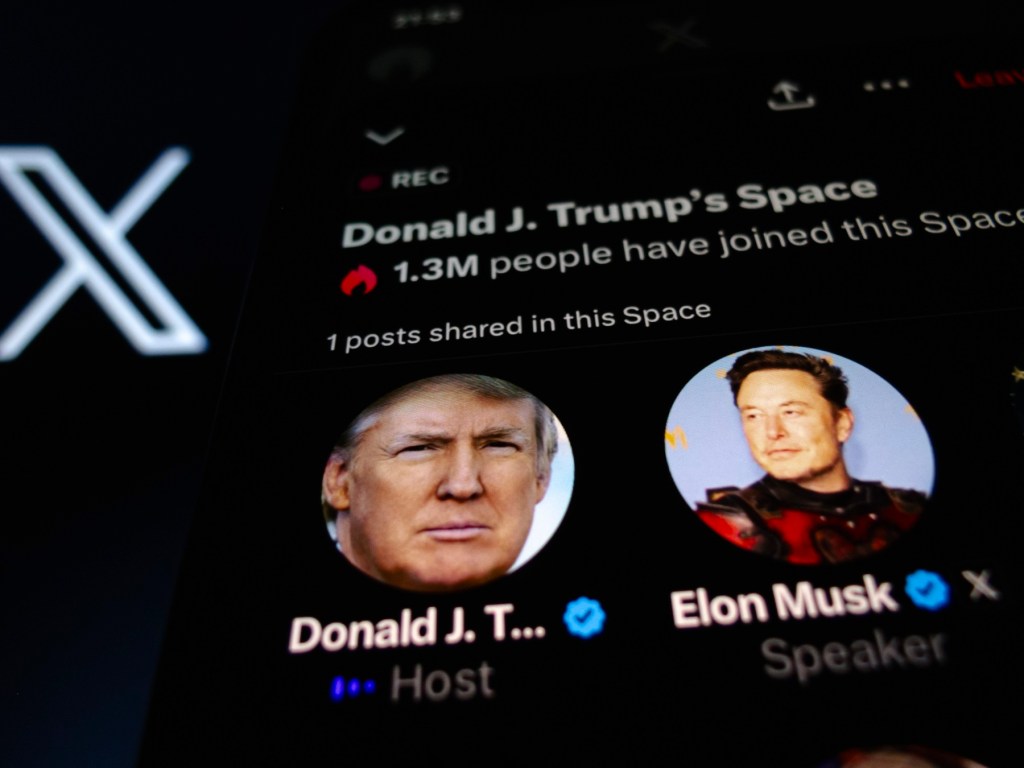 Interviul lui Donald Trump cu Elon Musk a avut loc luni pe platforma X, după o întârziere tehnică. Foto: Andre M. Chang / Zuma Press / Profimedia
