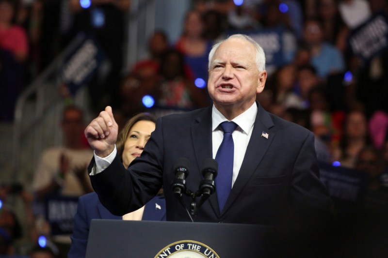 Tim Walz la primul miting electoral. Foto: Scott Weiner / MediaPunch / AP / Profimedia