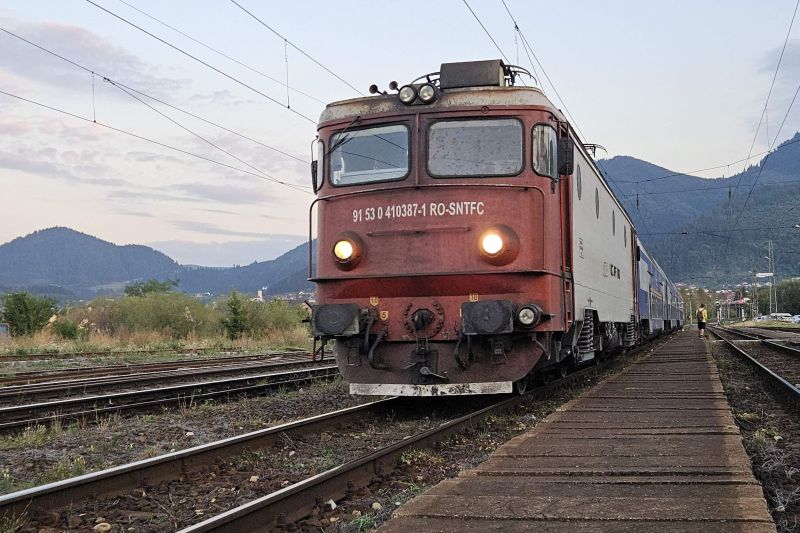 Un tren de marfă a deraiat / Traficul feroviar, oprit timp de aproape două ore pe linia Giurgiu-Videle