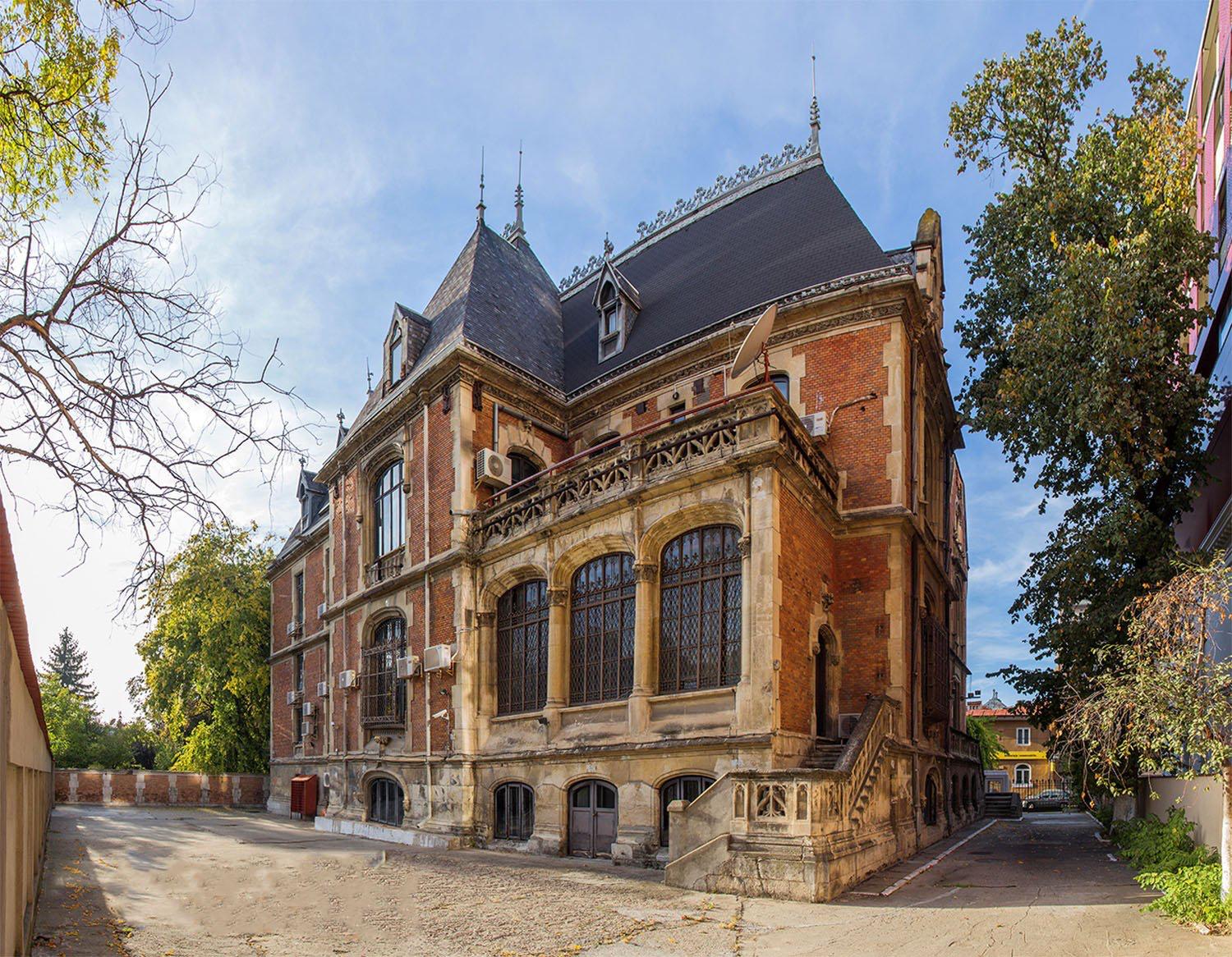 FOTO | Palatul Niculescu-Dorobanțu, o minunăție neogotică unică în București, în imagini superbe și rare din interior