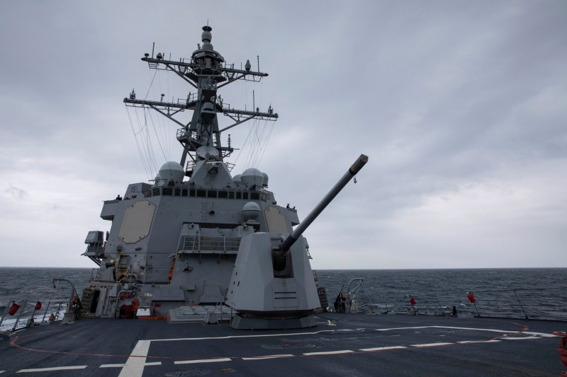 China și-a mobilizat forţele navale şi aeriene după ce americanii au trimis distrugătorul USS Ralph Johnson, dotat cu rachete ghidate, în Strâmtoarea Taiwan