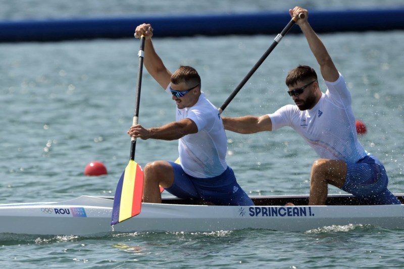 Jocurile Olimpice: Oleg Nuţă şi Ilie Sprîncean au ratat calificarea în finală la canoe dublu 500 metri