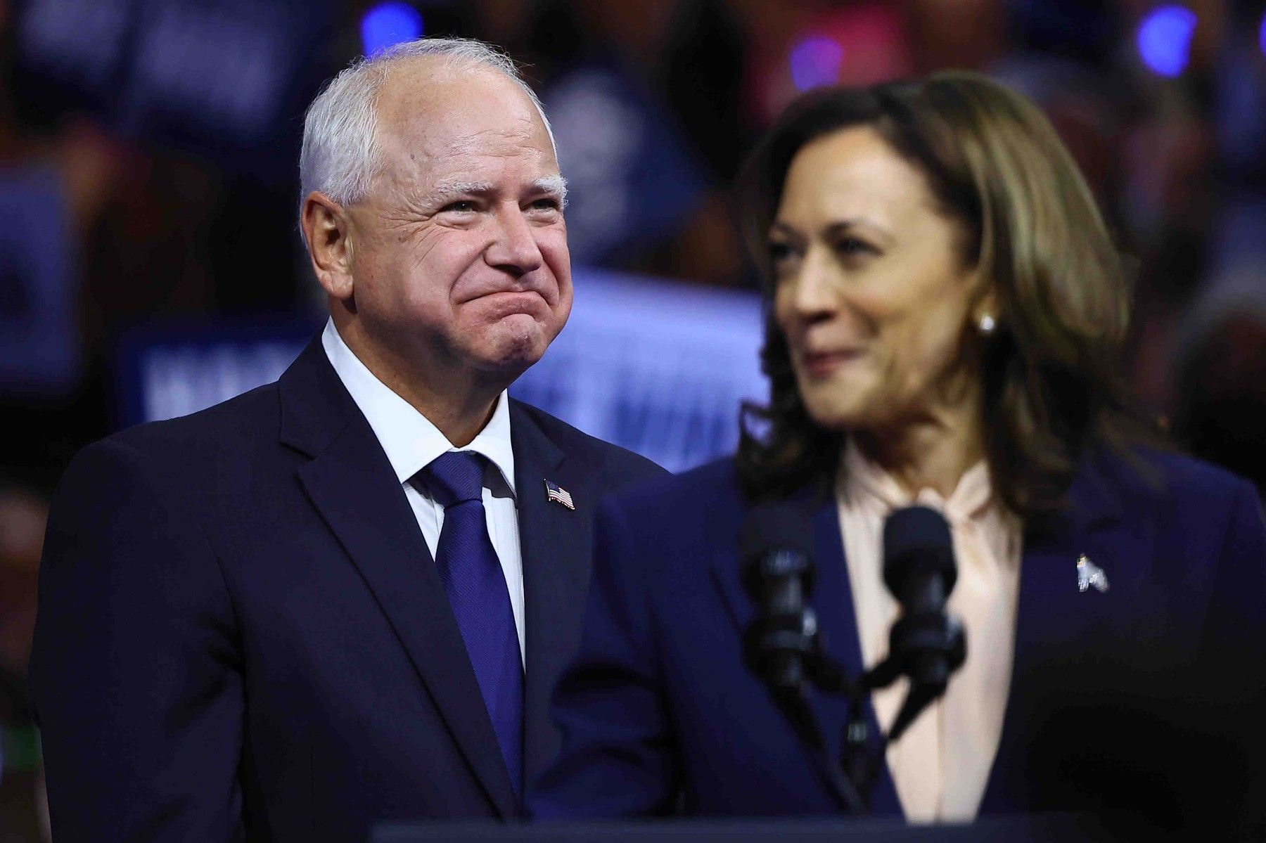 Tim Walz și China: Legături personale și critici dure la adresa Beijingului din partea omului ales de Kamala Harris pentru postul de vicepreședinte