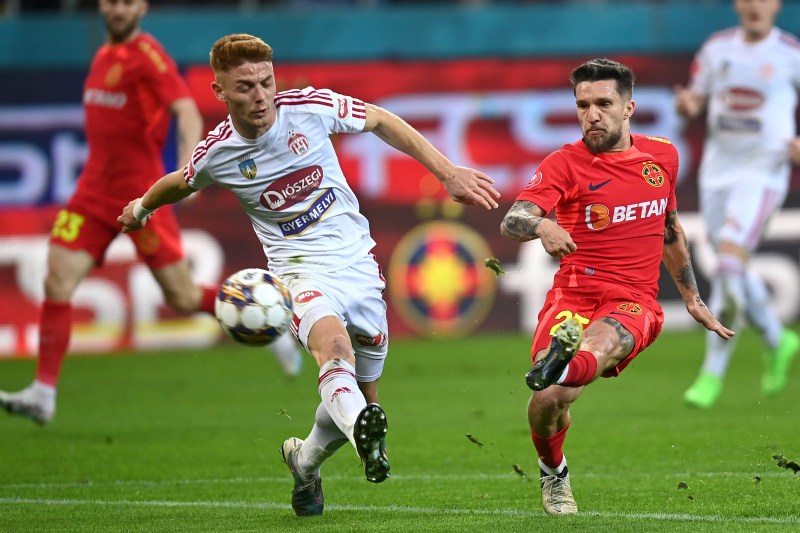 Andres Dumitrescu și Alexandru Baluta / Meciul de fotbal disputat de FCSB si Sepsi OSK, Superliga Romaniei, etapa 1 a play off-ului, in Bucuresti, 17 martie 2024. Inquam Photos / Eduard Vînătoru