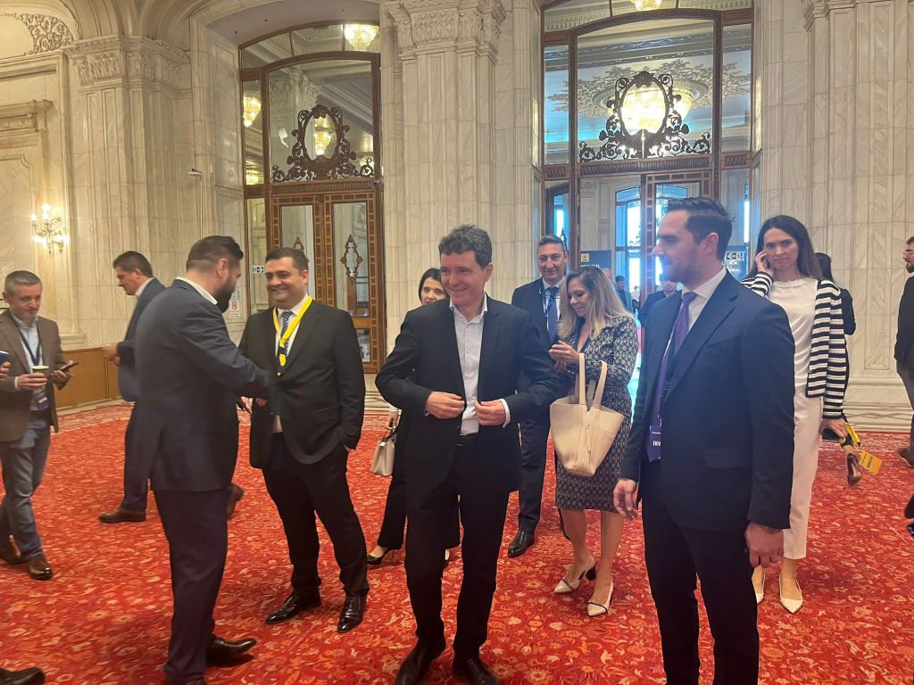 Nicușor Dan la Consiliul Național al PNL de la Palatul Parlamentului. Foto: David Leonard Bularca