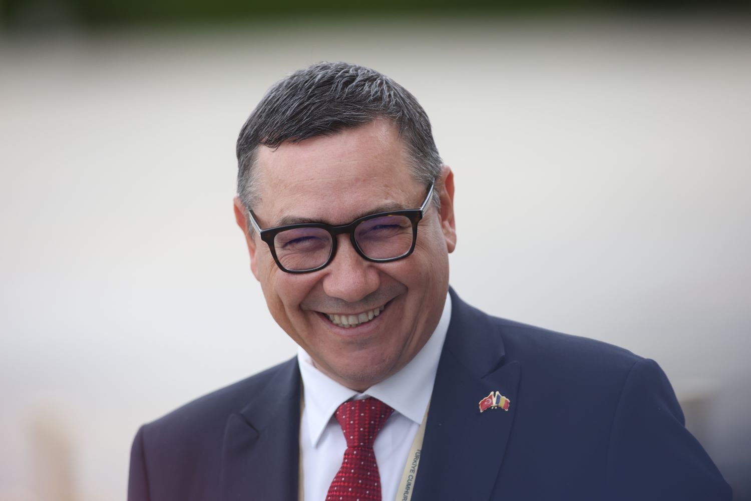 Victor Ponta redevine doctor. Ordinul prin care i s-a retras titlul a fost anulat de Curtea Supremă 