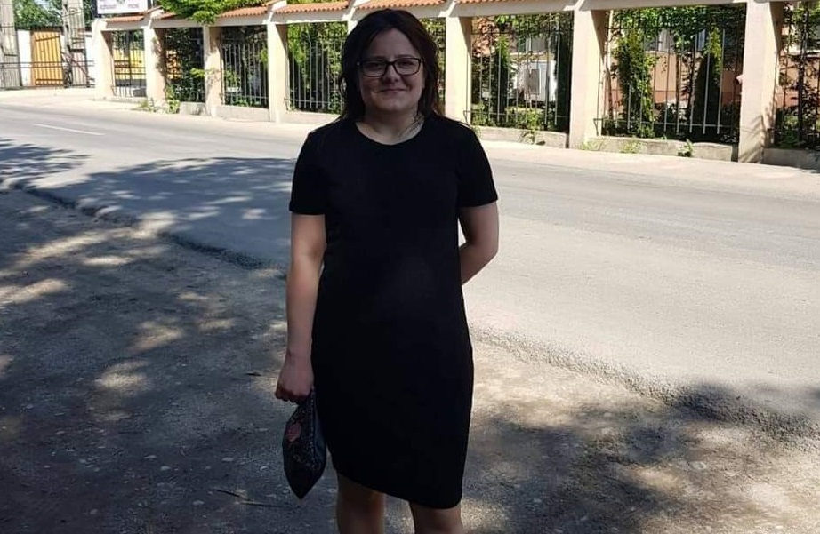 Luana Ene are 30 de ani și e asistentă medicală la un spital din București. La 25 de ani a fost diagnosticată cu tuberculoză.