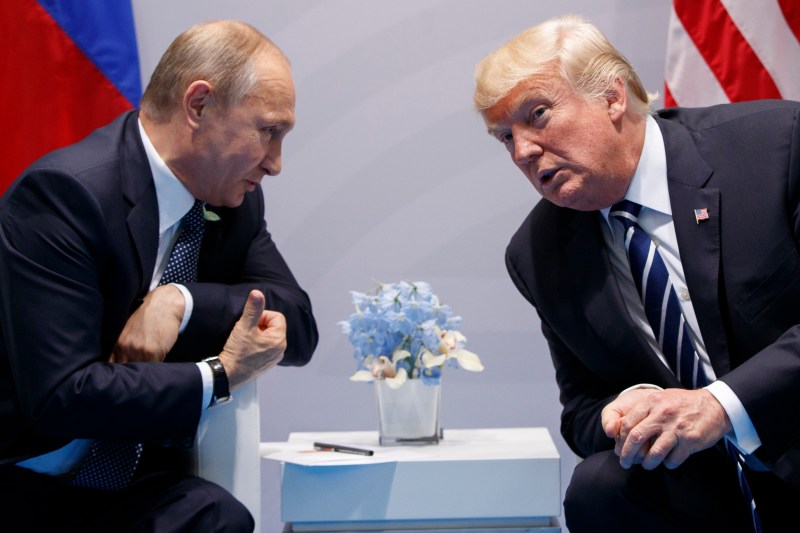 Vladimir Putin și Donald Trump / FOTO: Evan Vucci / AP / Profimedia