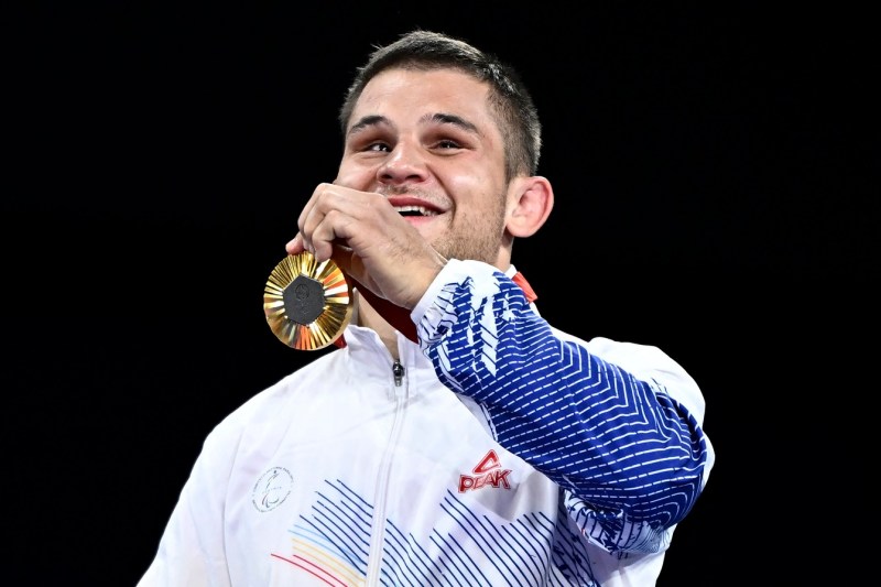 Medalie de aur pentru România la Jocurile Paralimpice de la Paris: Alexandru Bologa este campion paralimpic la judo