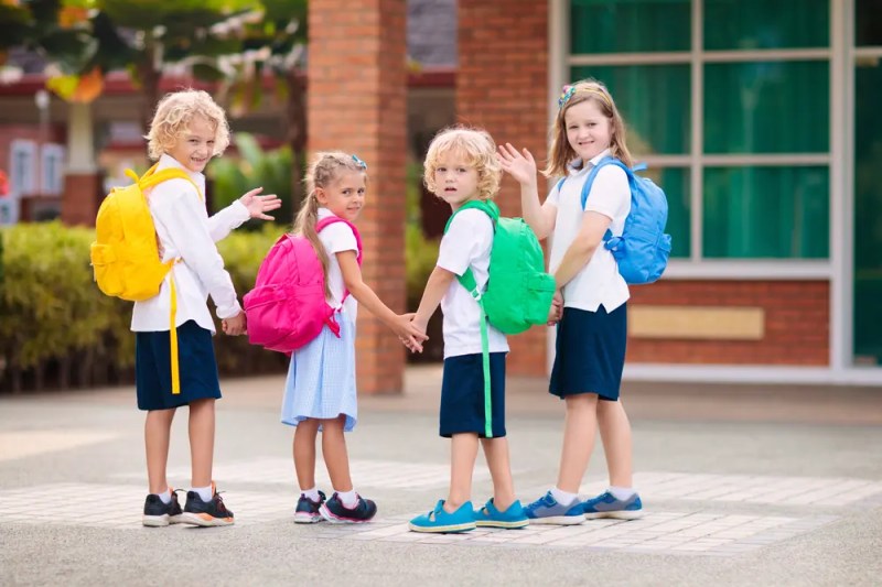 Acordați atenție nu numai părții educaționale, ci și practicilor de prevenție, siguranță și igienă existente în grădinițe sau școli. FOTO: Shutterstock