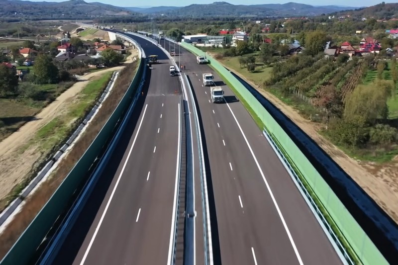 VIDEO Veste proastă de pe Autostrada Sibiu – Pitești: „Este clar că nu vom avea nimic inaugurat în acest an” / Ce punct critic blochează o deschidere parțială