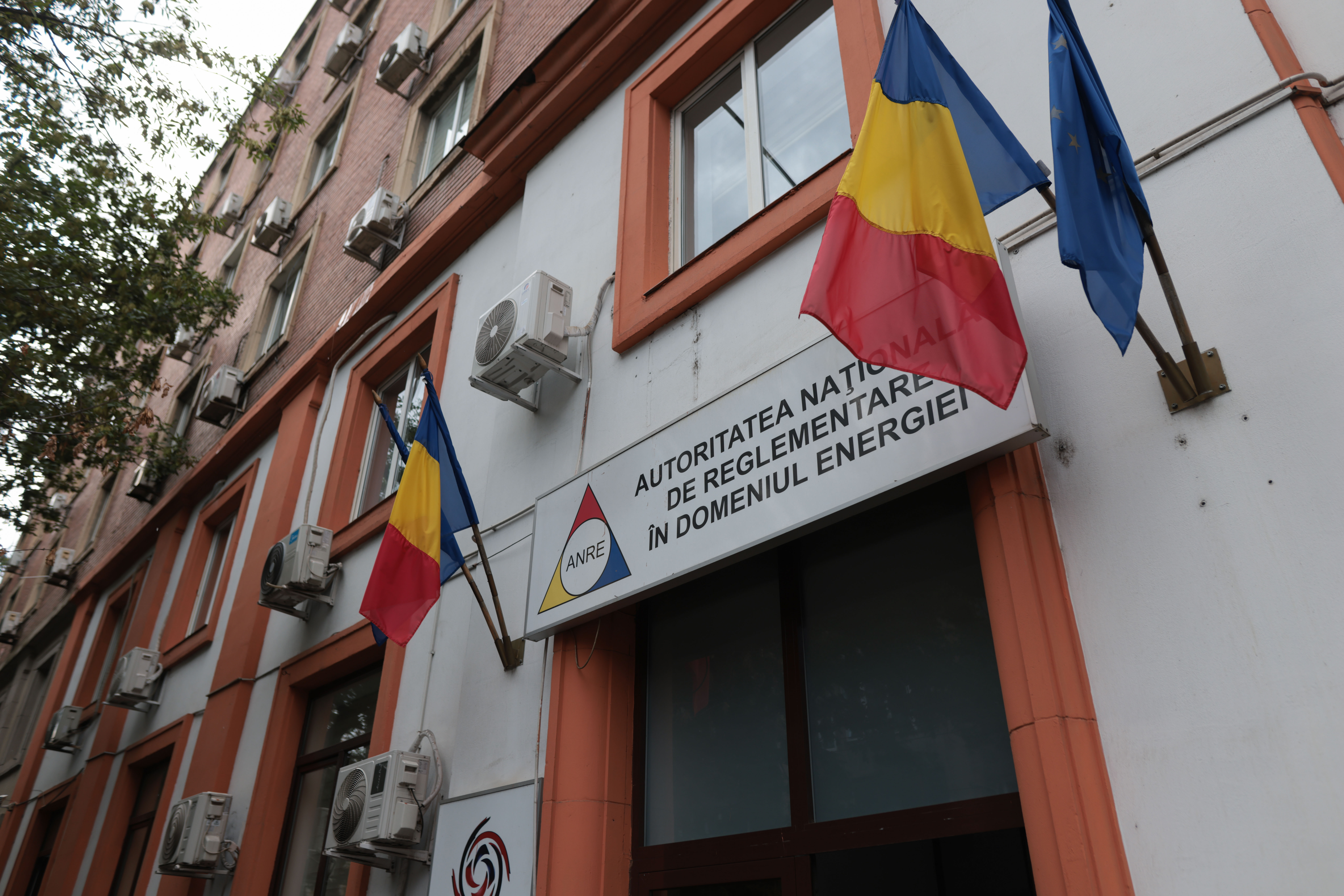 ANRE vrea să angajeze doi foști parlamentari PSD pensionați