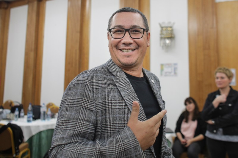 fanatik.ro: Victor Ponta dorește să organizeze un turneu de golf la București. Ce instituție subordonată Guvernului a respins cererile formulate de firma sa de consultanță