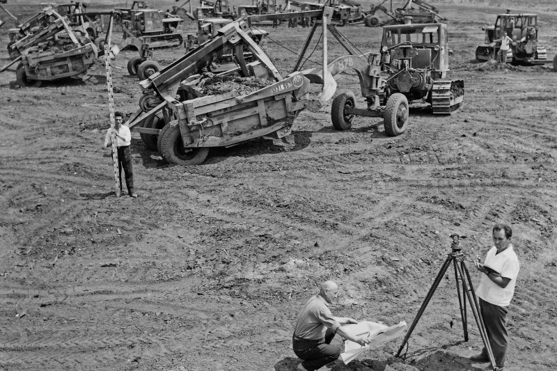 O istorie fabuloasă: Parcul Tineretului, făcut cu eforturi gigantice pe fosta groapă de gunoi Valea Plângerii – Cocioc, cel mai toxic teren din București