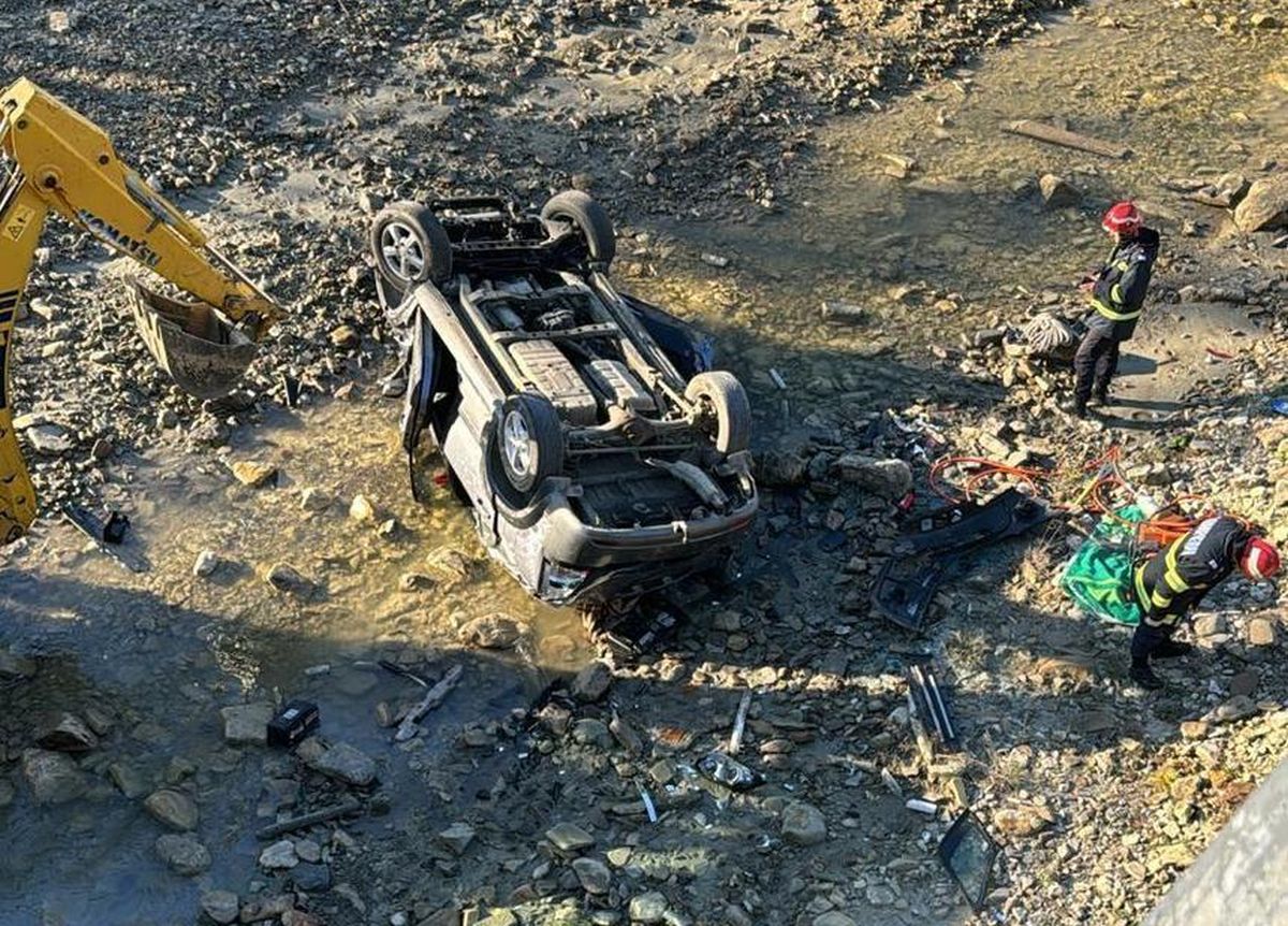 Fetiță de 9 ani supraviețuiește unui accident mortal în Vrancea