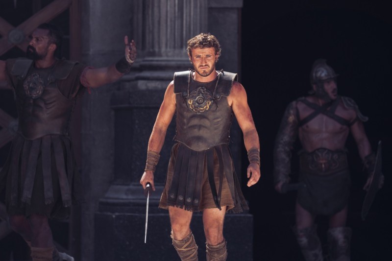 Actorul principal din filmul „Gladiatorul II” spune că o reclamă la cârnați îl ține cu picioarele pe pământ – VIDEO