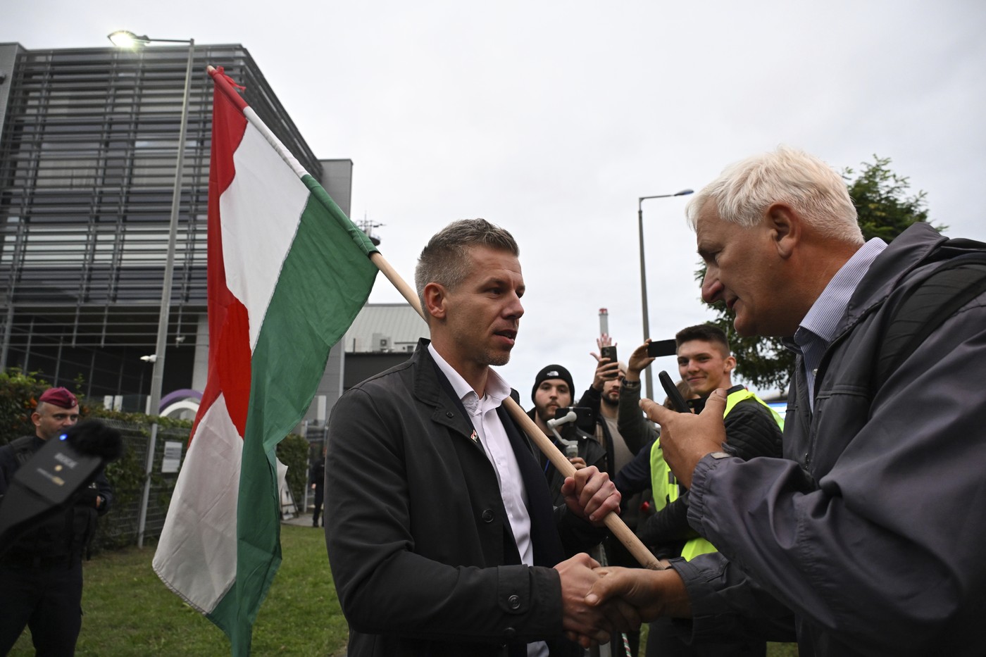 VIDEO Mii de unguri au manifestat la Budapesta împotriva „propagandei guvernamentale” în presă