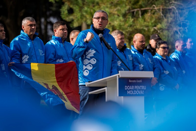 Clasat pe locul 3 în alegerile prezidenţiale din Republica Moldova, Renato Usatîi spune că nu va susţine pe nimeni duminică / Voturile lui ar putea înclina balanţa