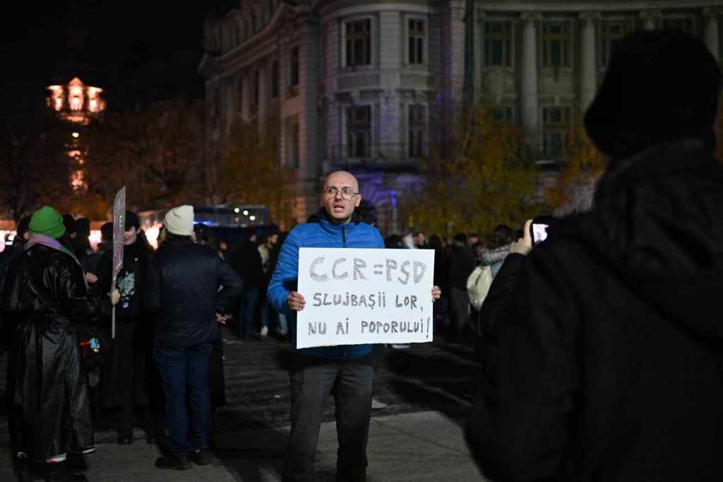 Manifestația anti-Călin Georgescu 28 noiembrie / FOTO: HotNews / Ion Mateș