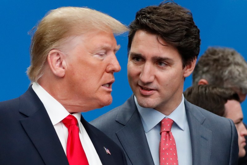 Trudeau a făcut o vizită surpriză în Florida să discute cu Trump după ce acesta a făcut un anunț care a bulversat vecinii SUA. Canada se gândește deja la represalii