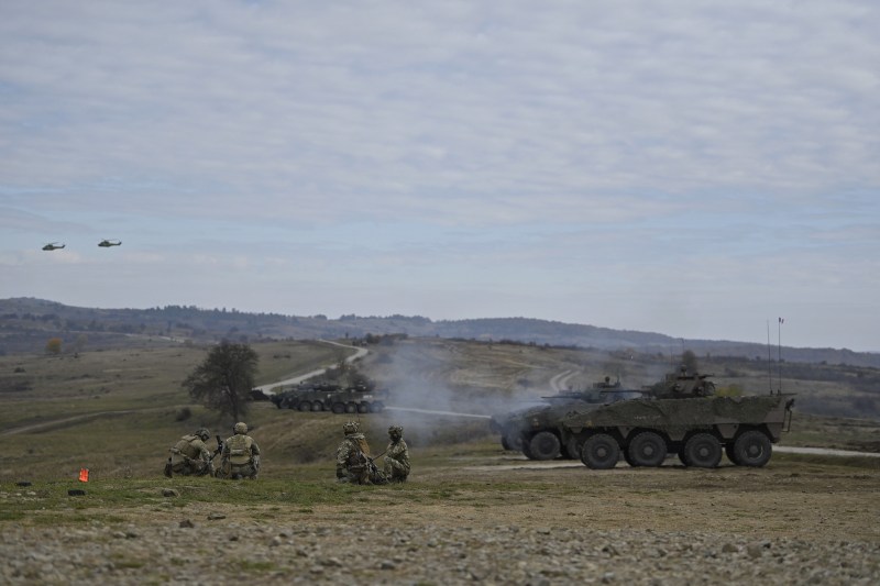 Diferența între forța militară a NATO și cea a Rusiei, în cifre / Ce arată un studiu făcut de experți germani